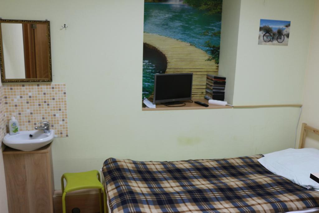 Hostel Svoboda 9 יארוסלאבל מראה חיצוני תמונה